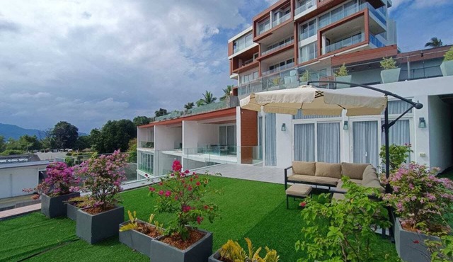 2-bedroom spacious apartment, 300 m from the sea