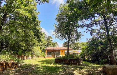 2 Bedroom Stunning Home In Monteverdi Marittimo