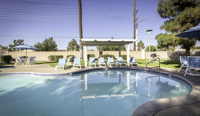 2 Bedroom Suite | Kitchen | Pool | Near Indio Attractions