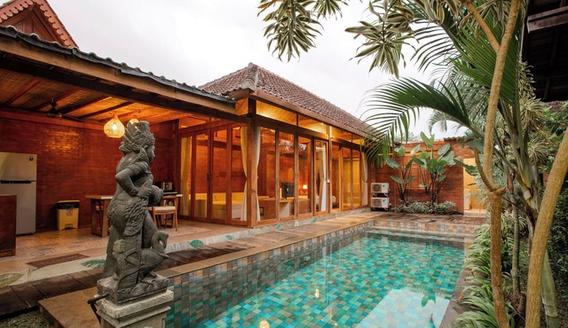 2-bedroom villa in charming Tabanan with AC, WiFi. Relax and unwind