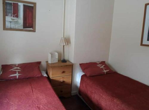 2 Bedrooms Homestays In Winchester