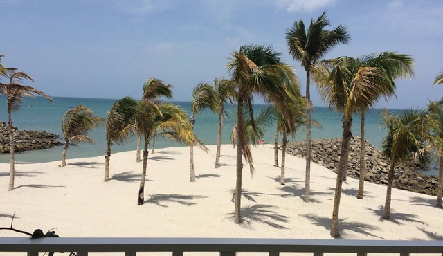 2 bedrooom, 2 1/2 bath beachfront, Puntarenas, Buenaventura.