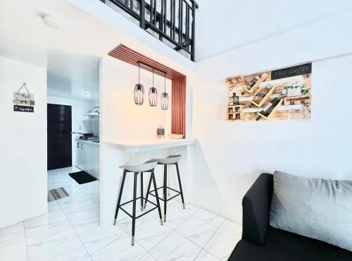 2 Beds Spacious Centrally Located Loft Apartment
