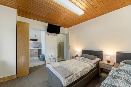 2 Bett Apartment a d A8 - W5