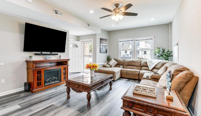 2 Blocks to Beach: Apt w/Grill in Ocean Gate!