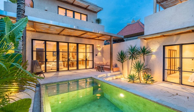 2 BR Boho Chic Villa in Pererenan