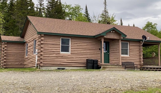 2 BR Mountain View Cabin with Direct ATV/Snowmobile Access