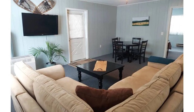 2 BR, open floor plan - 3 Minutes to Skiing, 1 Min to Snowmobiling Trails