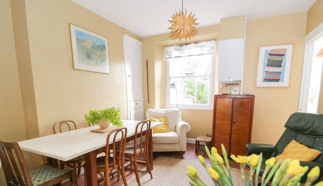 2 BRYN EURYN, family friendly, with a garden in Llanfairfechan