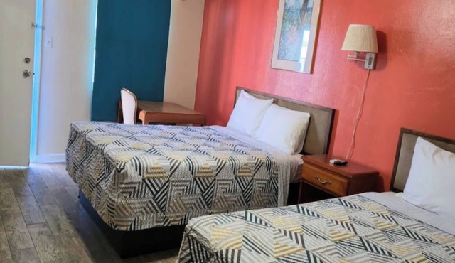 2 Budget-Friendly Units | Ideal for Family or Group Trips | Free Parking