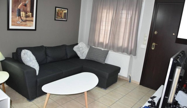 2 Doors - Cozy Apartment