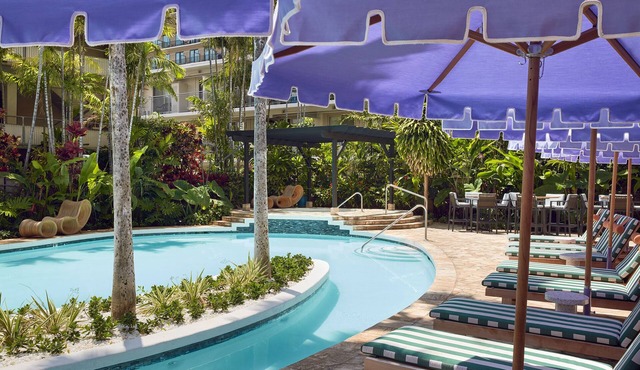 2 Double Beds with Lanai – Ideal for Families
