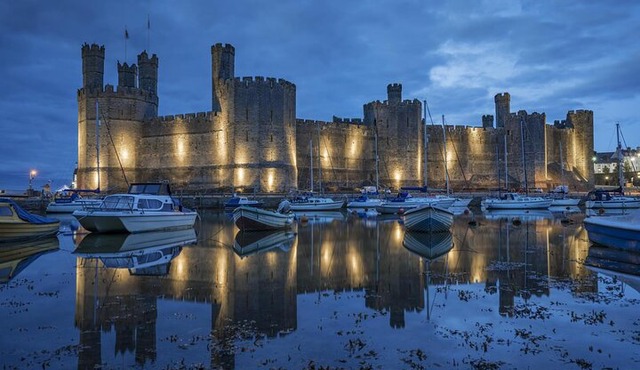 2 Hours Historical Tour of Caernarfon