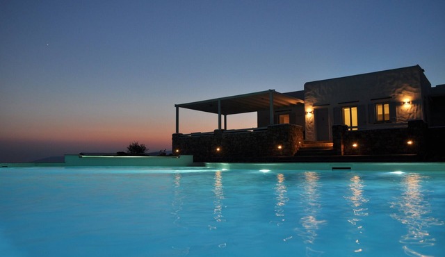 2 luxury villas complex with private pool, gym,spa & unrivalled view