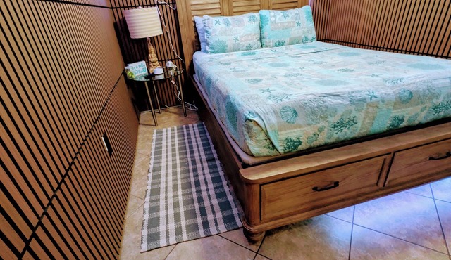 2 Minutes From Beach/Downtown + Large Master Bathroom