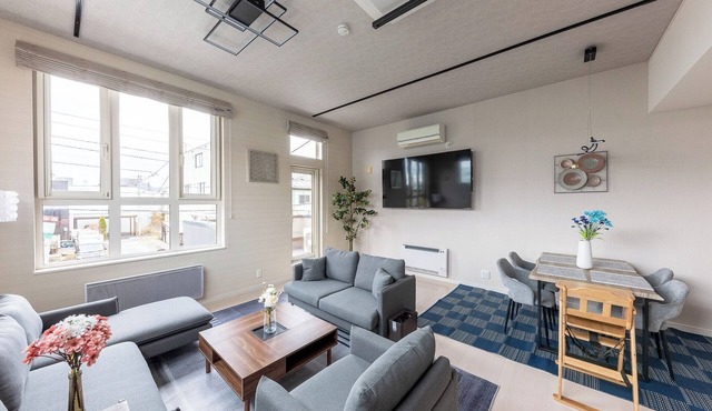 2 parking spaces availableMax 10 people4 bedroomsWiFiAll rooms airconditioned/Sapporo Hokkaidō