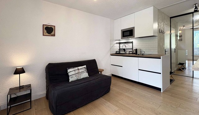2-person studio with superb view of the slopes