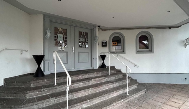 2-Rent Group Hostel Rooms AUB162
