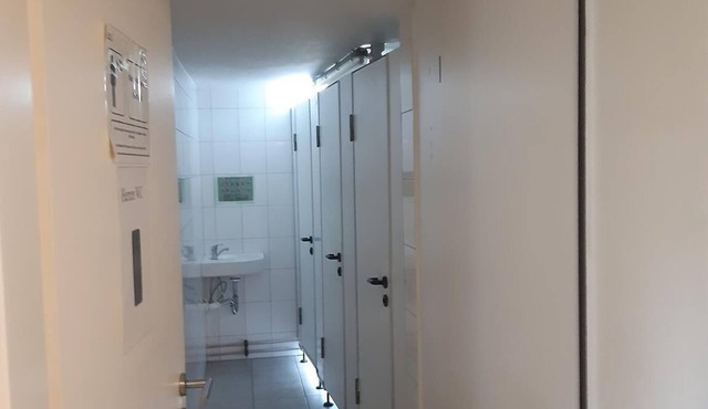 2-Rent Group Hostel Rooms&Apartments EVE168