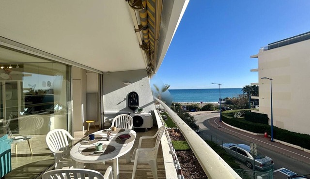2-Room Apt in Villeneuve: AC, Sleeps 4