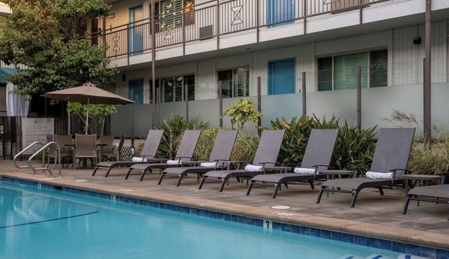2 Spacious Family Suites | Kitchen | Courtyard | Pool | Parking | BBQ Area