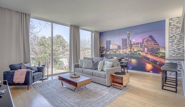 2-Unit Bright & Modern SOCO Stay Near SXSW Top Spots!
