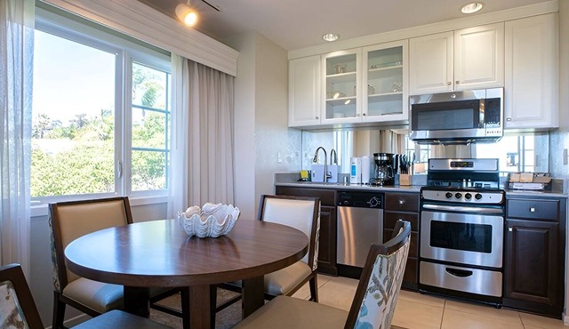 2 Units | Full Kitchen | Balcony | Free Parking | Steps from Del Mar Beach