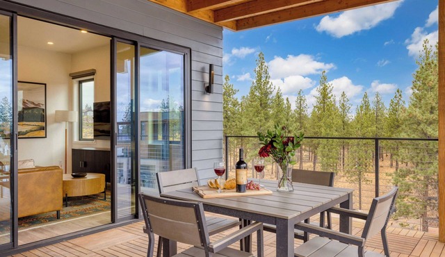 2 Units Minutes to Downtown Bend Hot Tub 1208 Skyline Ranch by Avantstay