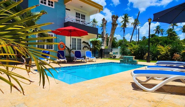 2 units | Sleeps 12 | Beach | Pool | Sunsets | Fun