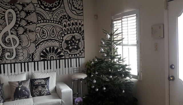 2 USA CONSULATE HAKAL HOUSE Room for 2