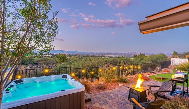 20 min to Sedona / Hot Tub Views!