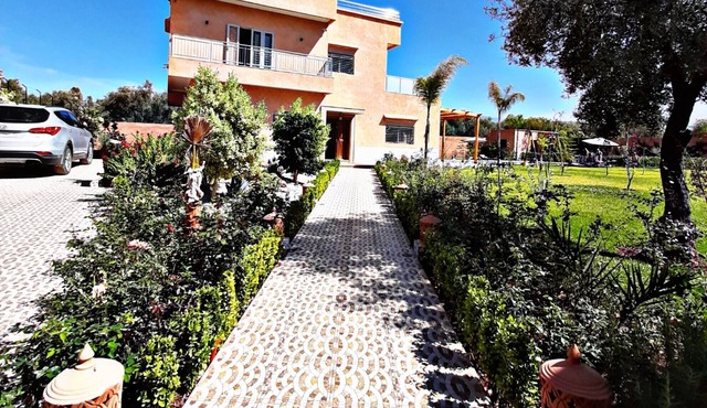 2000 m2 Maz Villa Featuring Free Sauna, BBQ + Pool (30 mins away from Marrakesh)