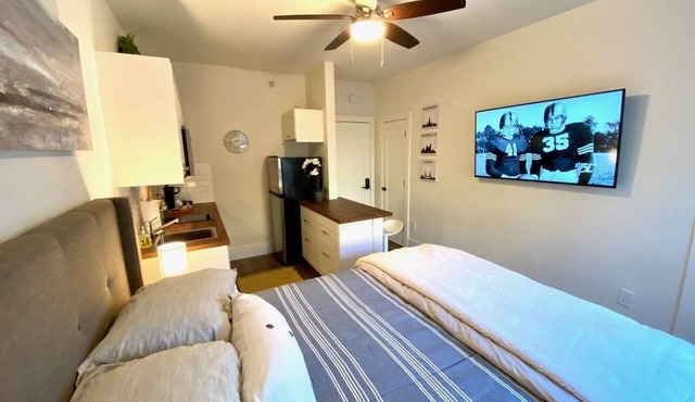 203-Remodeled Studio Downtown San Jose, CA
