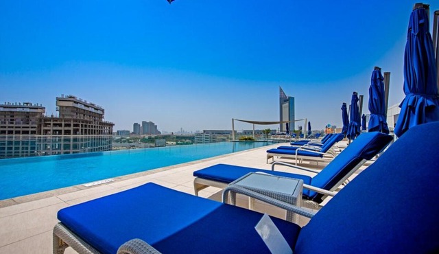 20th Floor Beach View Retreat, Palm View