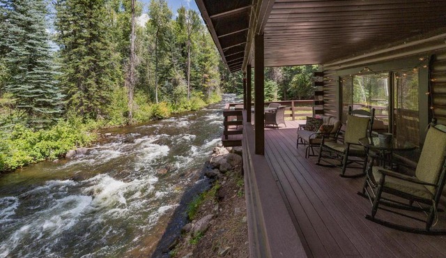 235 Verde Lane Hideaway River Cabin