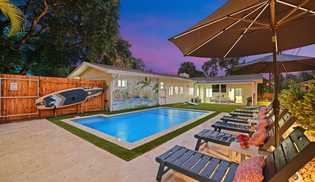 237 | Heated Pool | Putting | Outdoor Living | FreeBee Zone | by DelrayNightly