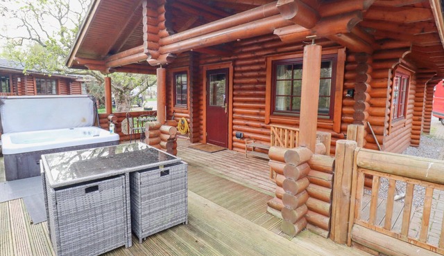 24 Lakeside Drive