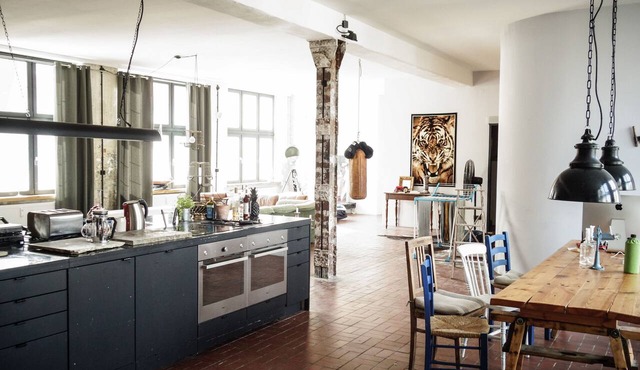 250SQM STORAGE LOFT APARTMENT SONNENALLEE Industrial Style