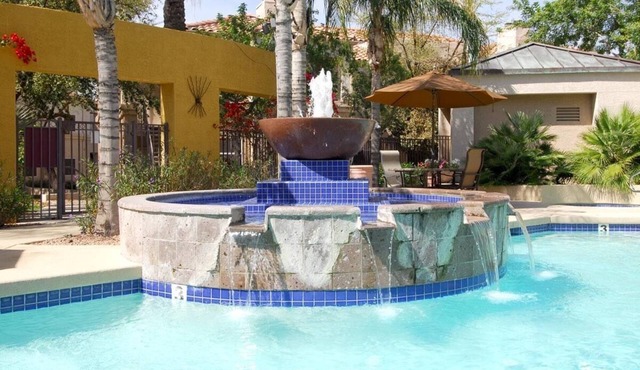 2B/2B Newly Remodeled Condo