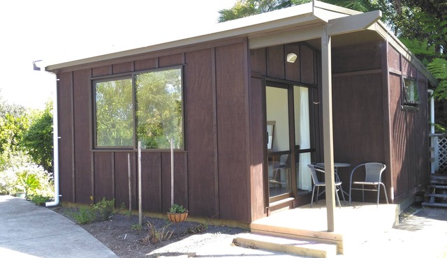 2B Truffle Cottage-a little gem in the country