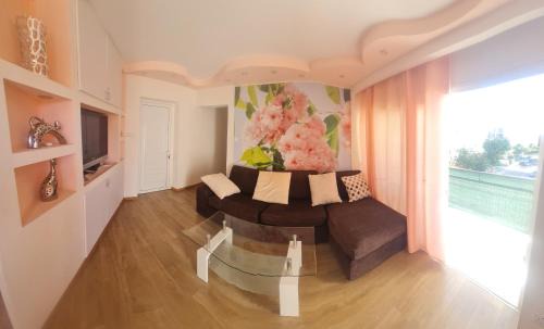 2BD flat next to Dasudi beach