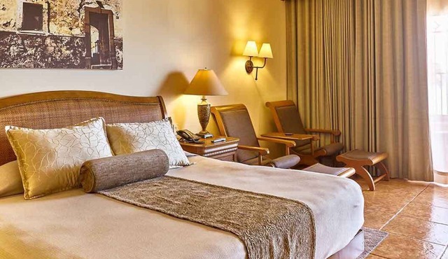 2BD Master Suite Beachfront Royal Hacienda Cancun