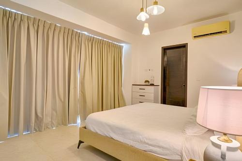 2Bdrm Apt. Front Juan Dolio Beach Access| Pool+BBQ