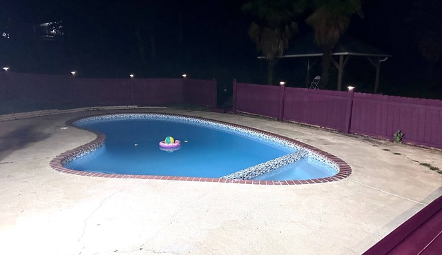 2Bedroom 2Bathroom with pool ! Make this your oasis!