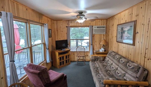 2BR 1BA Cabin #7 Riverside Point Resort