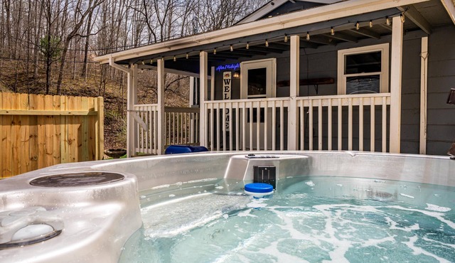 2BR, 1BA