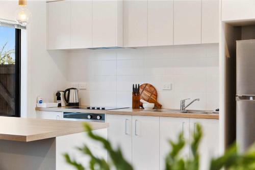 2BR 2 Bath Secure Parking