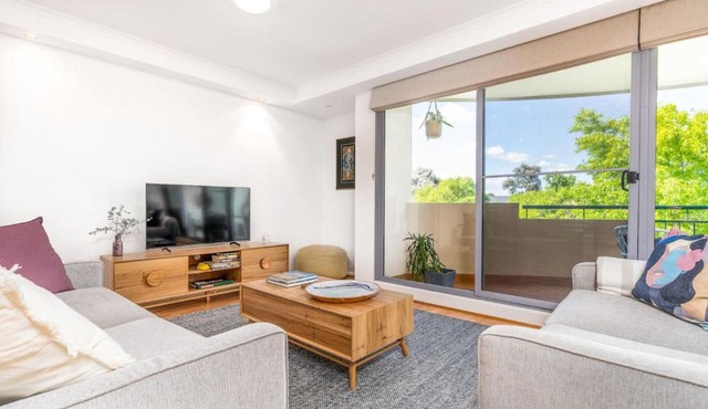 2BR 2BA Apt with Dedicated Workspace and Free parking - Hosted by CanStay