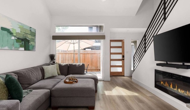 2BR 2BA | Near Domain + Executive Furnished Stay