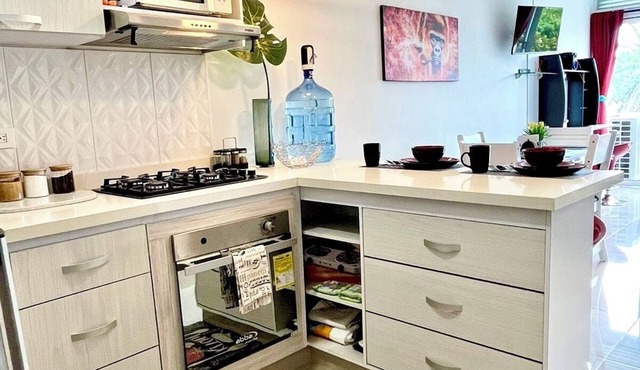 2BR Cali Apt With AC & Fast WiFi – Near Tequendama